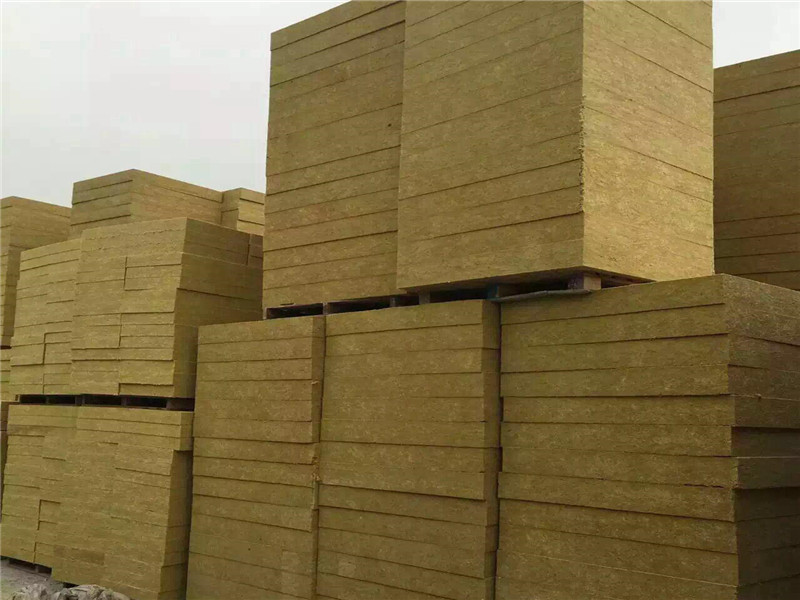 青海外墙岩棉板生产厂家