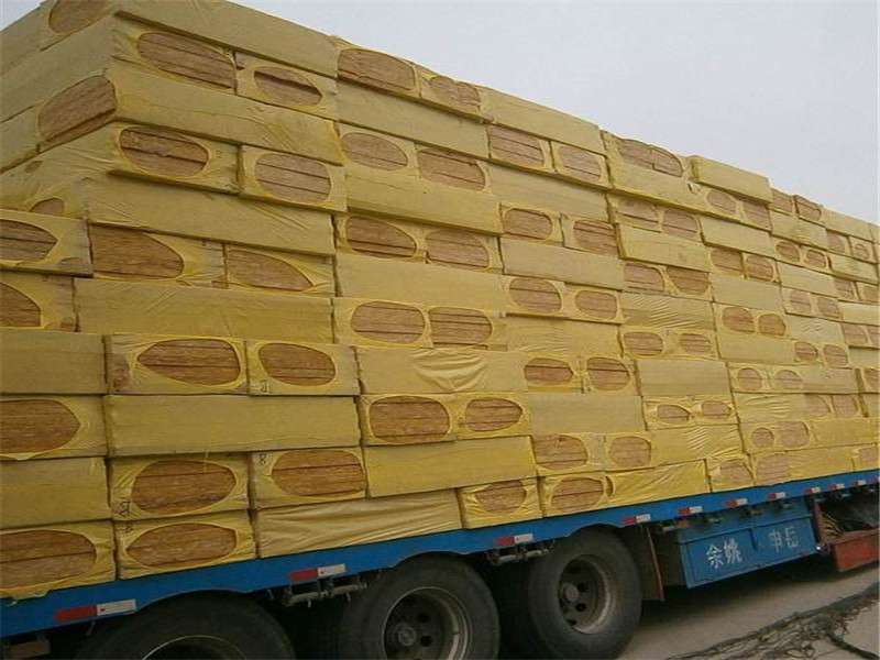 岩棉保温板生产厂家-昊辰保温材料公司